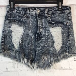 Love Culture Distressed Blue Jean Denim Shorts‎ Size Medium (Juniors)